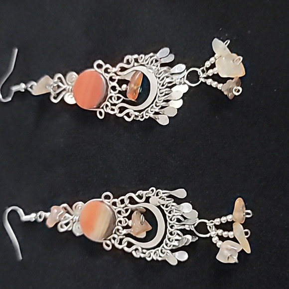 Dangle Earrings - Picture 3 of 3